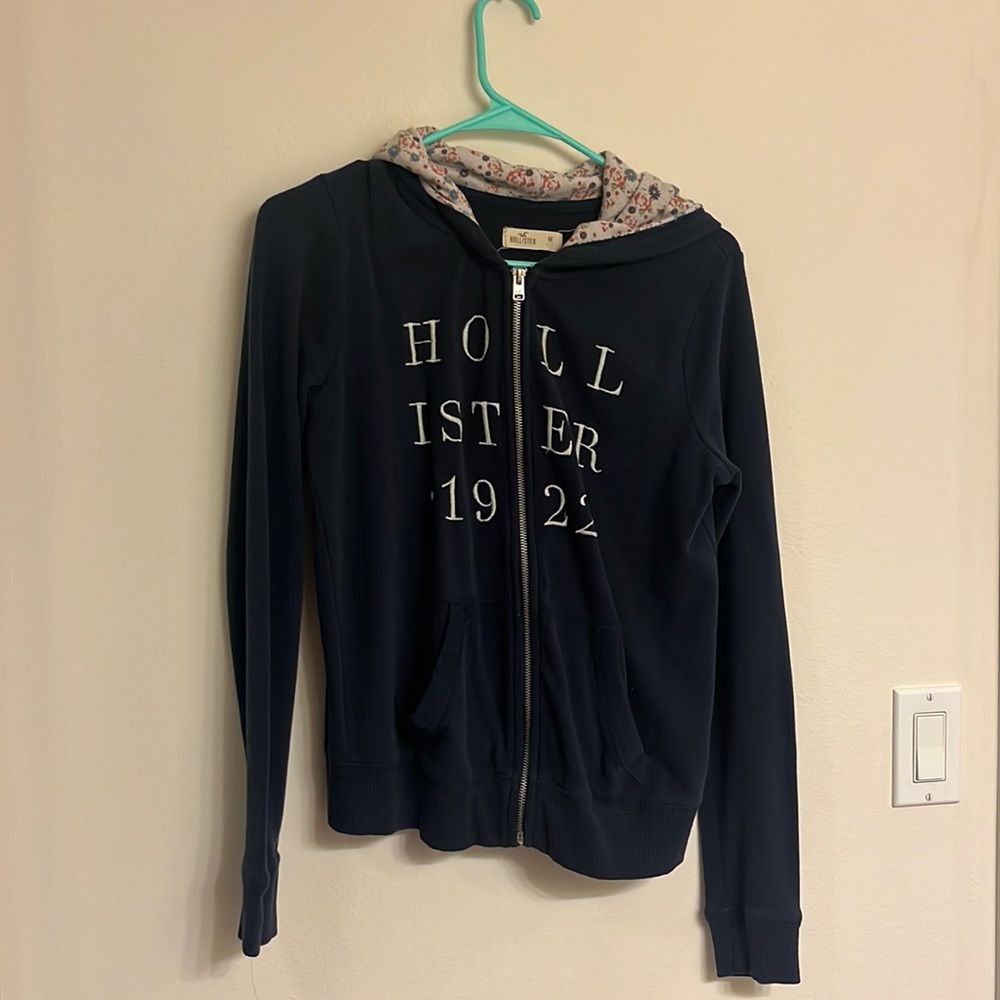 Hollister Hoodie / size M / navy blue